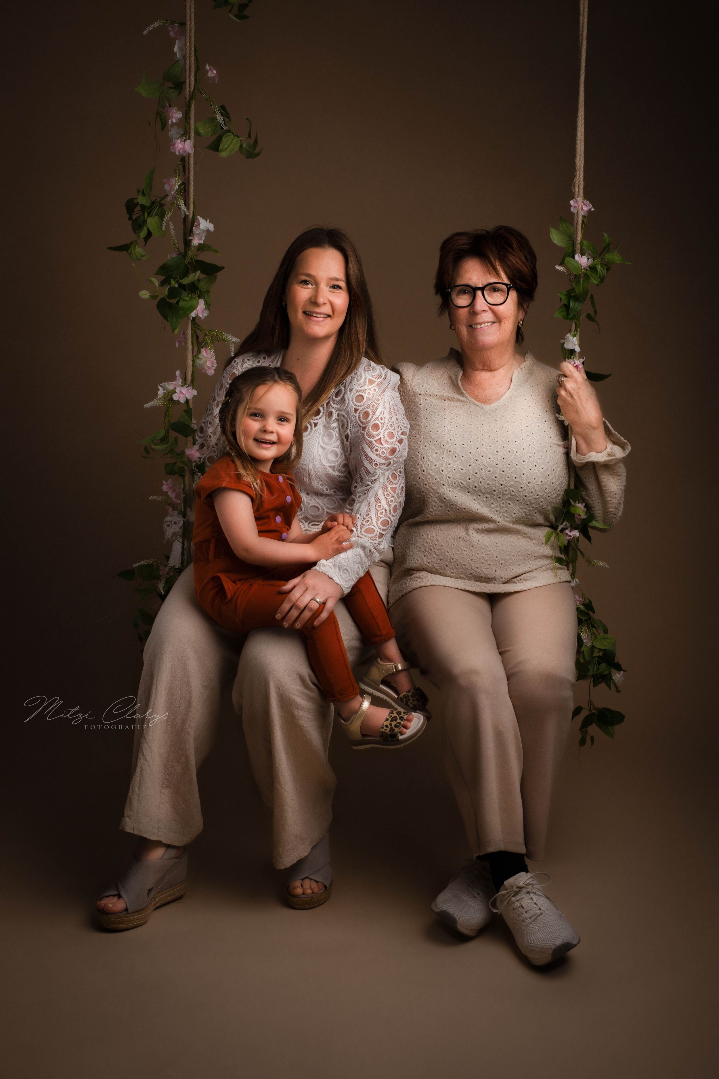 generatie foto van oma, moeder en dochter op een schommel