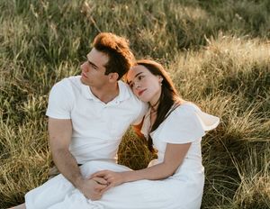 Valerie shared with me that she's from the Netherlands and this photo shoot location in Thousand Oaks reminded her a lot of her home.
