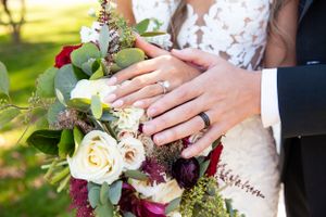 most amazing toledo wedding photography, rings and bouquets in toledo ohio, fabulous wedding photographer all around toledo, master photo