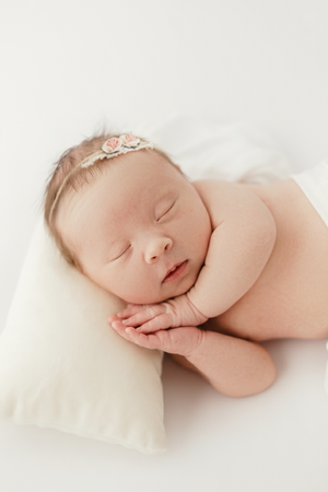 Amy Gray Photography | Newborn, Cake smash, Headshots, Couple, Children, maternity & Family Photographer in Ayr and Girvan