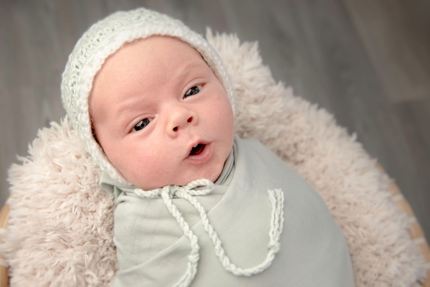 newborn baby and child photographer based in ashford kent england united kingdom in studio luxury sessions