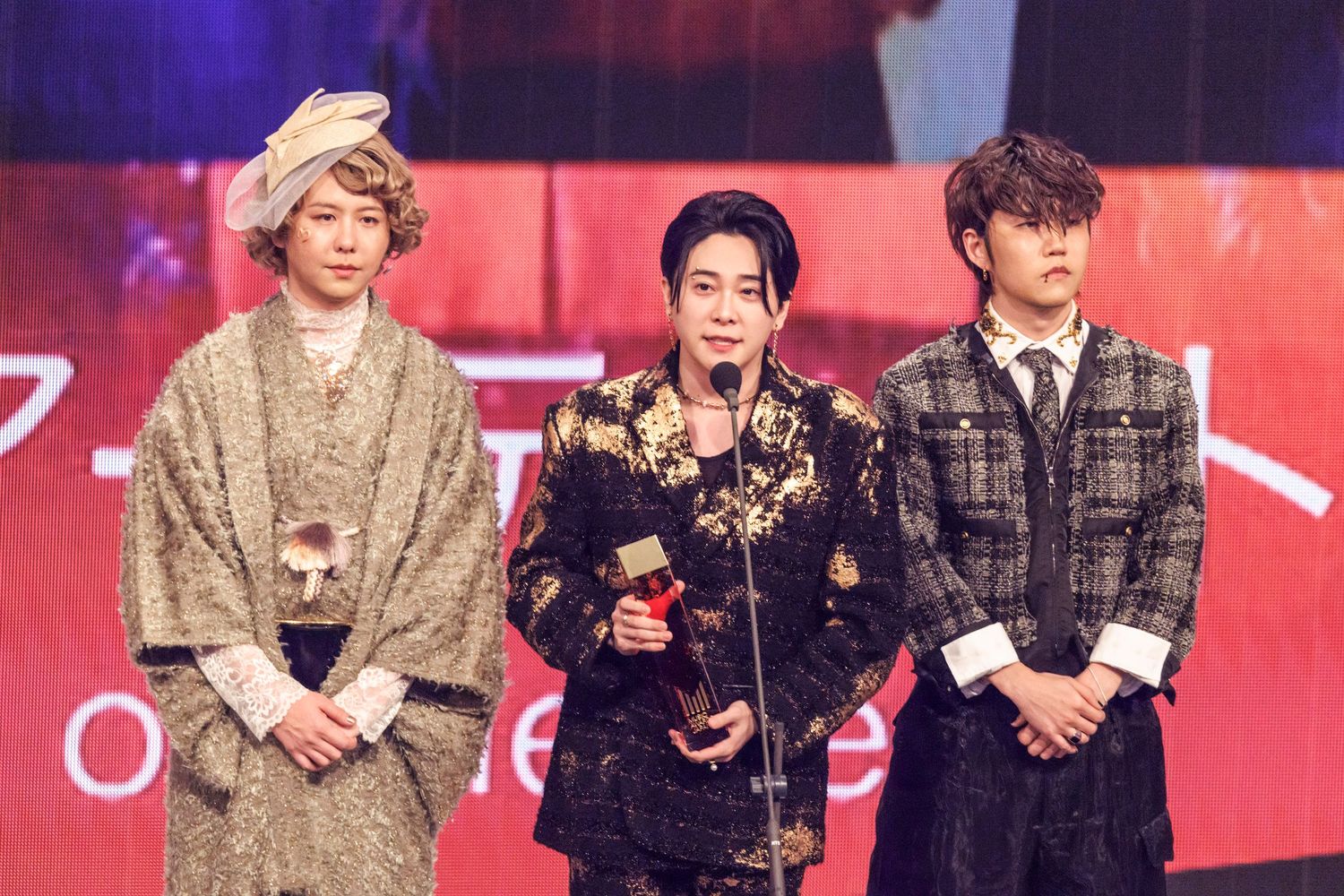 Ms Green Apple for Music Award Japan 2025
photo by Viola Kam (V'z Twinkle)
