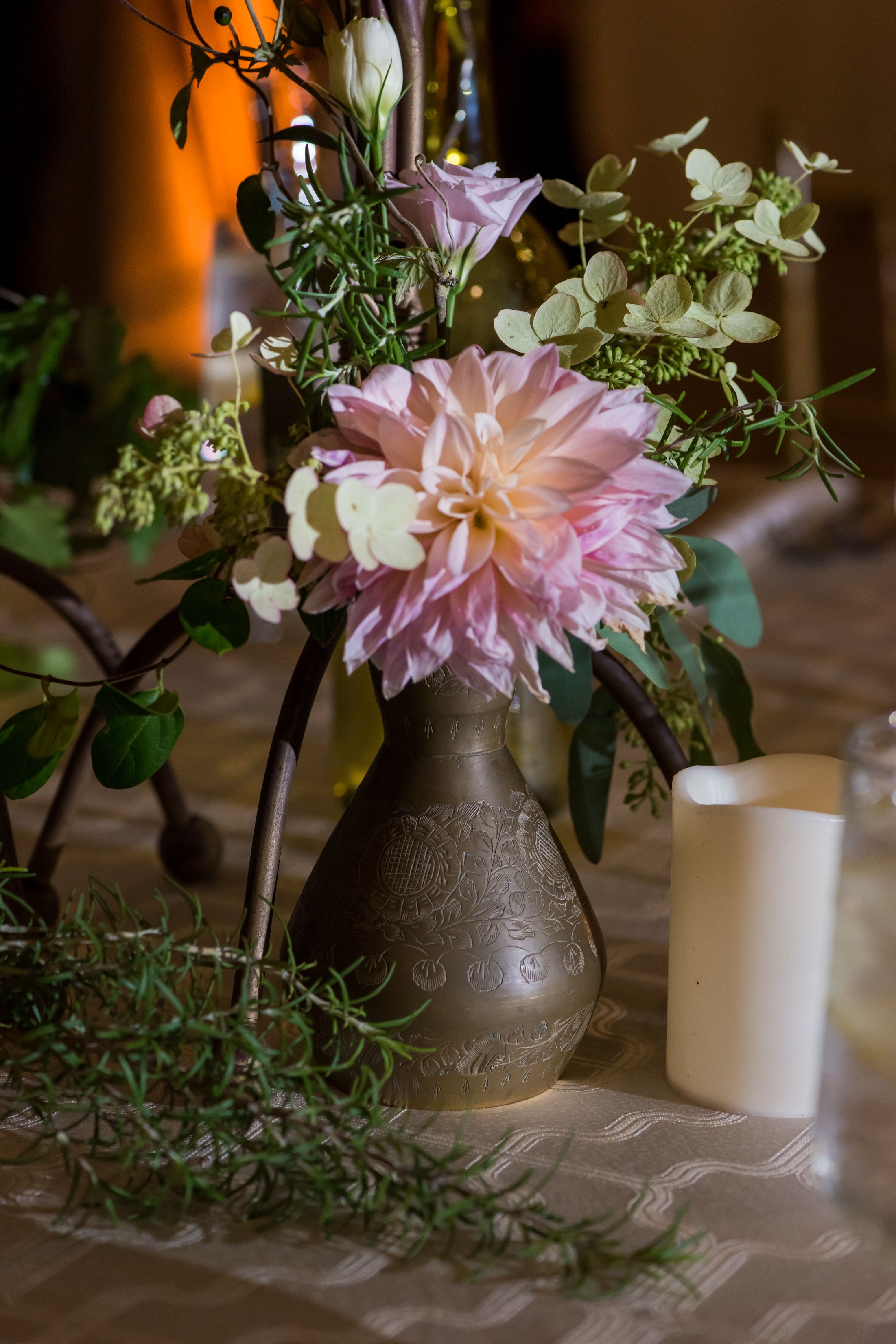 Elegant wedding at Wyndham Newport Hotel in Middletown. Luxury Rhode Island wedding photography by local professional Stefy Hilmer.