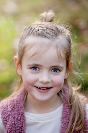 Kinderportret buiten Lemelerberg