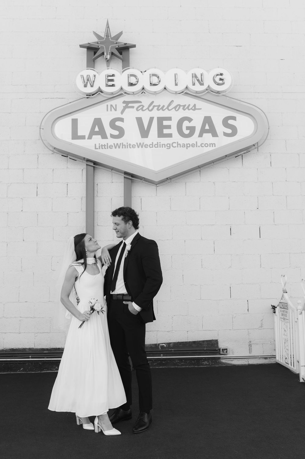 Tunnel of Love wedding at the Little White chapel