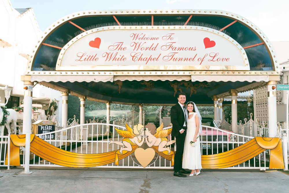 Tunnel of Love wedding at the Little White chapel