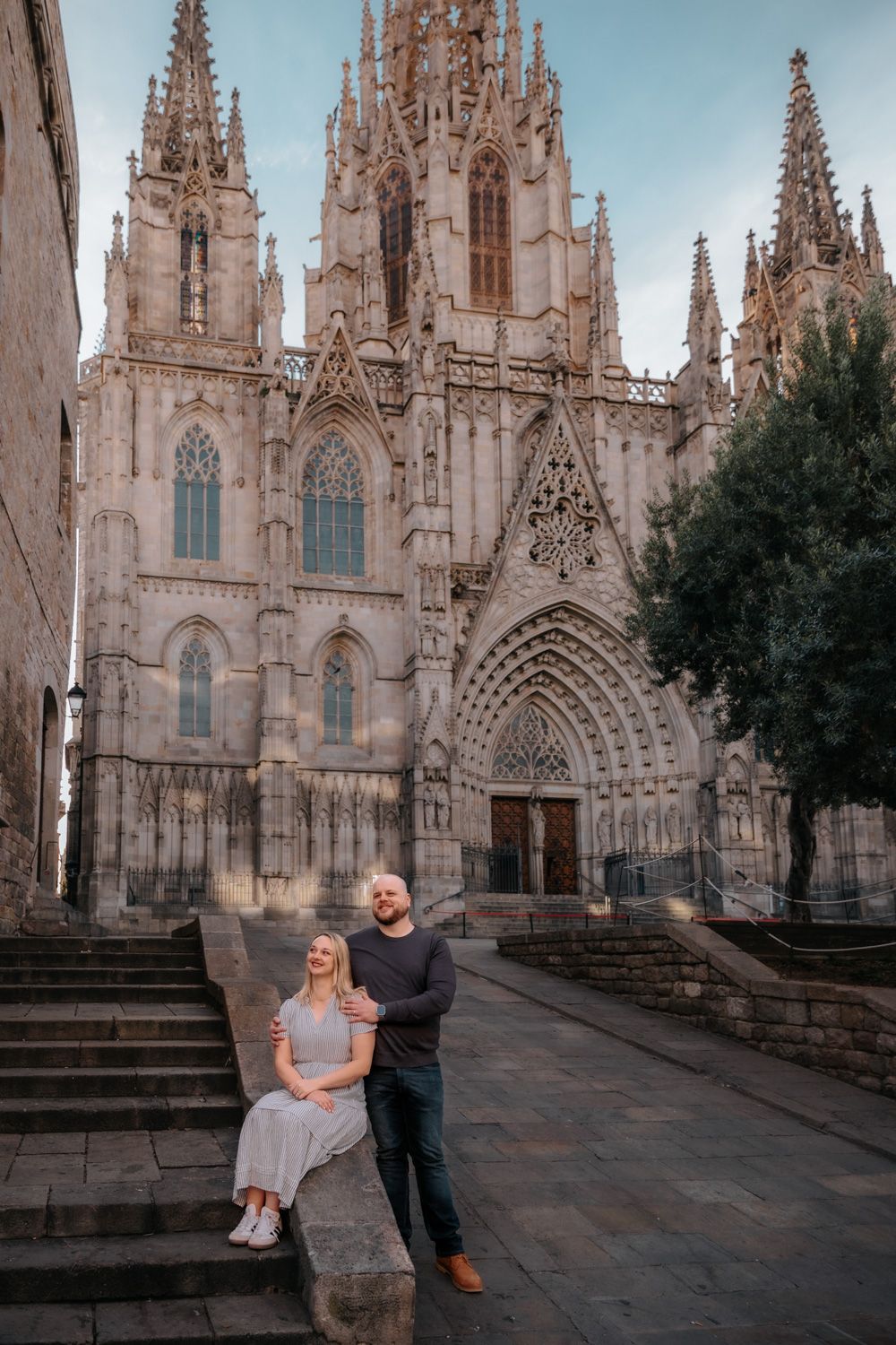 Emotional anniversary moment Plaça Sant Felip Neri BarcelonaLoversPH
