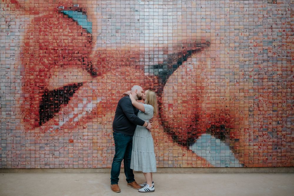 Loving smile in Barcelona Gothic streets couples photoshoot Barcelona BarcelonaLoversPH
