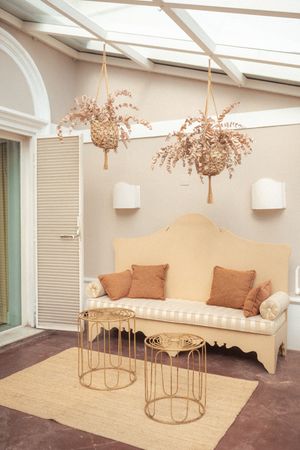 Coozy room space