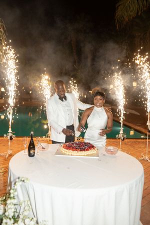 Cutting Cake
