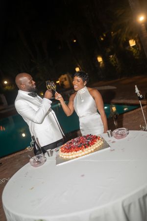 Wedding Ceremony in sicily, cutting cake