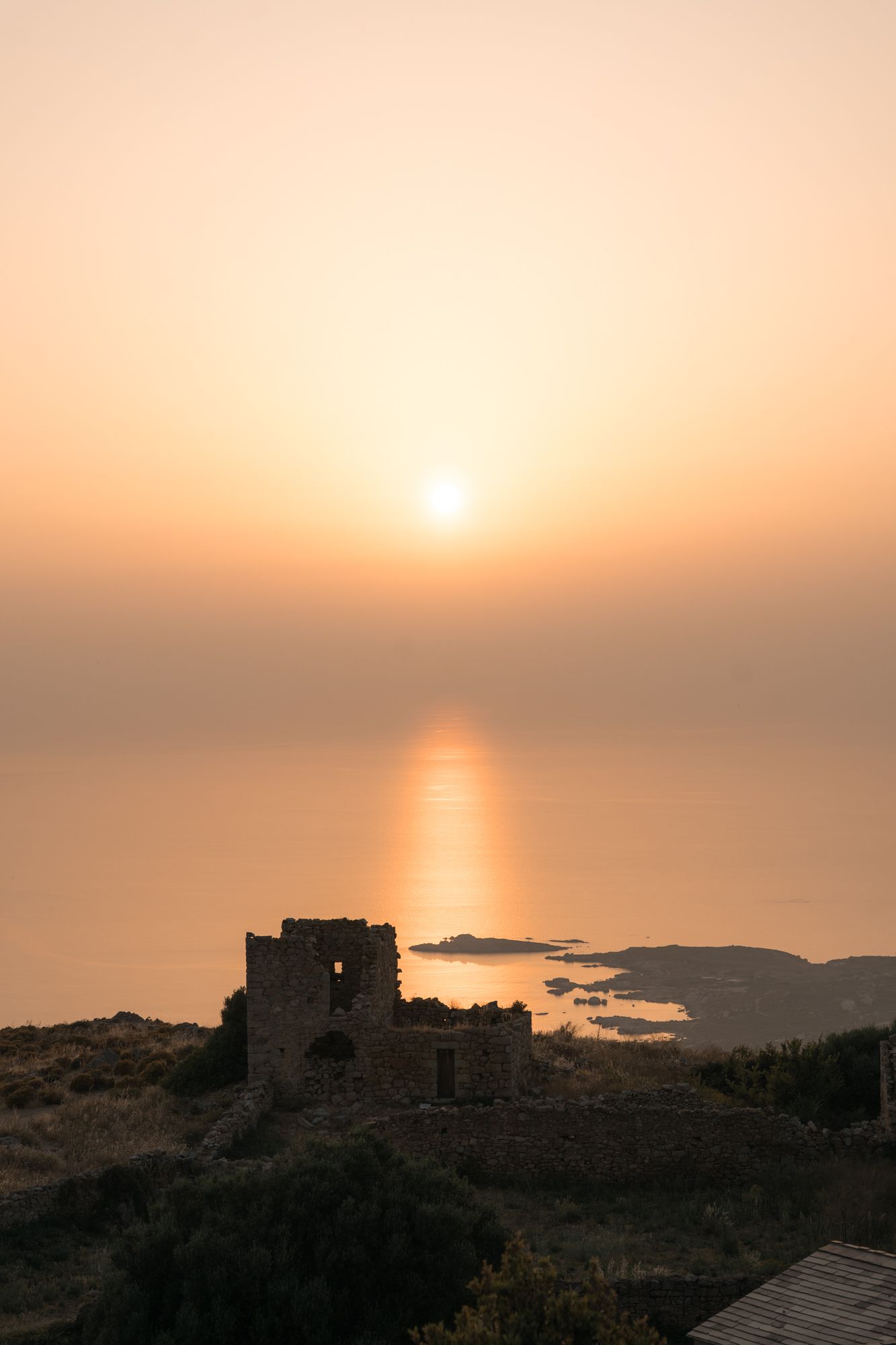 coucher de soleil aux ruines d'occi
