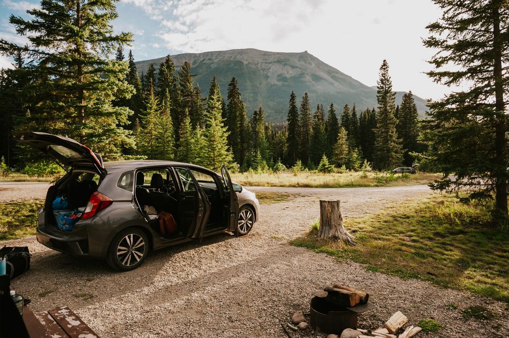 Katie Phillips (Soulfull Photographs) the photographer on roadtrip in Jasper Alberta