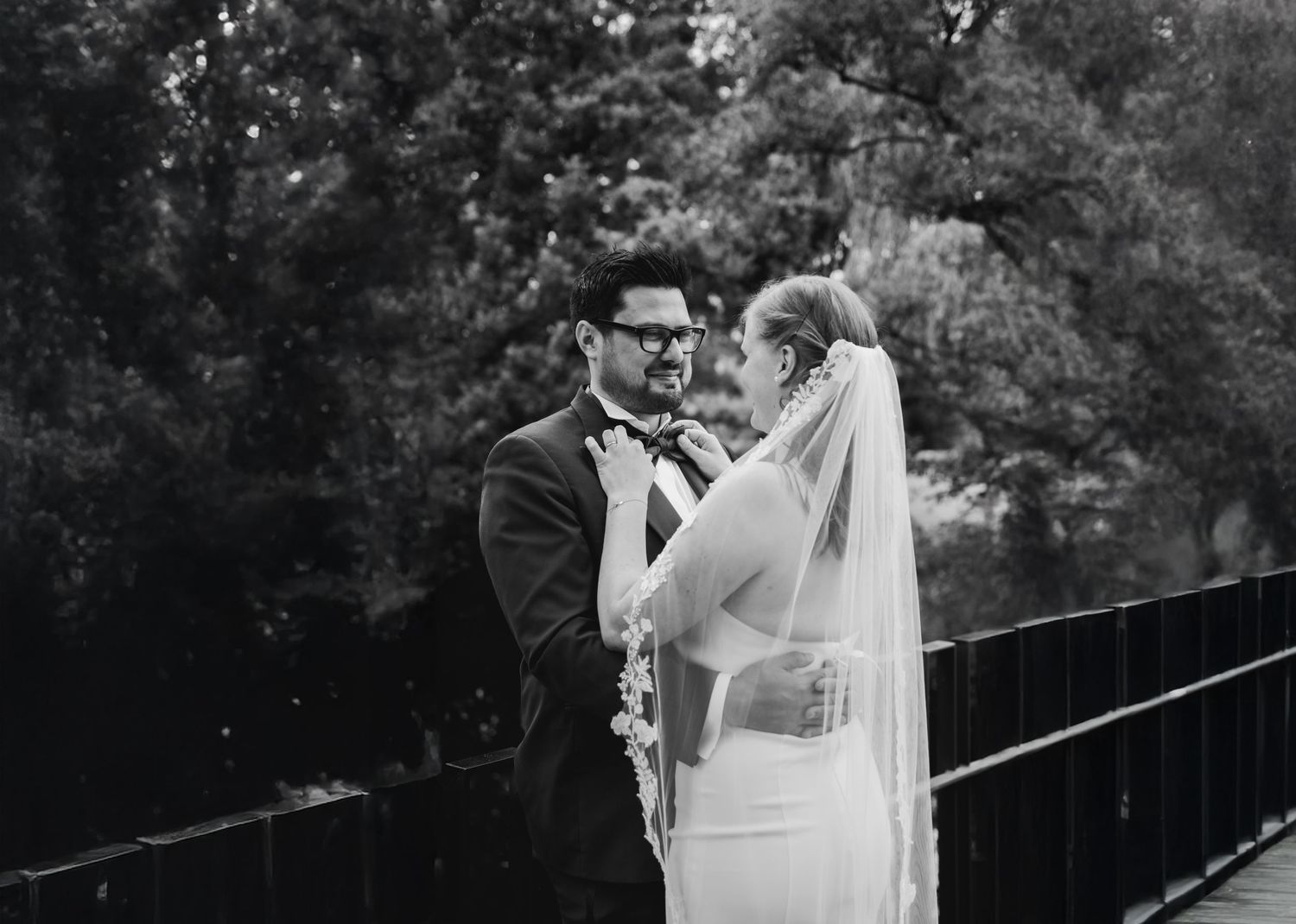 Hochzeitstanz, Brautpaar, Hochzeit, bride, groom, fist dance, first look, love, wedding, elegant, inselpark wilhelmsburg