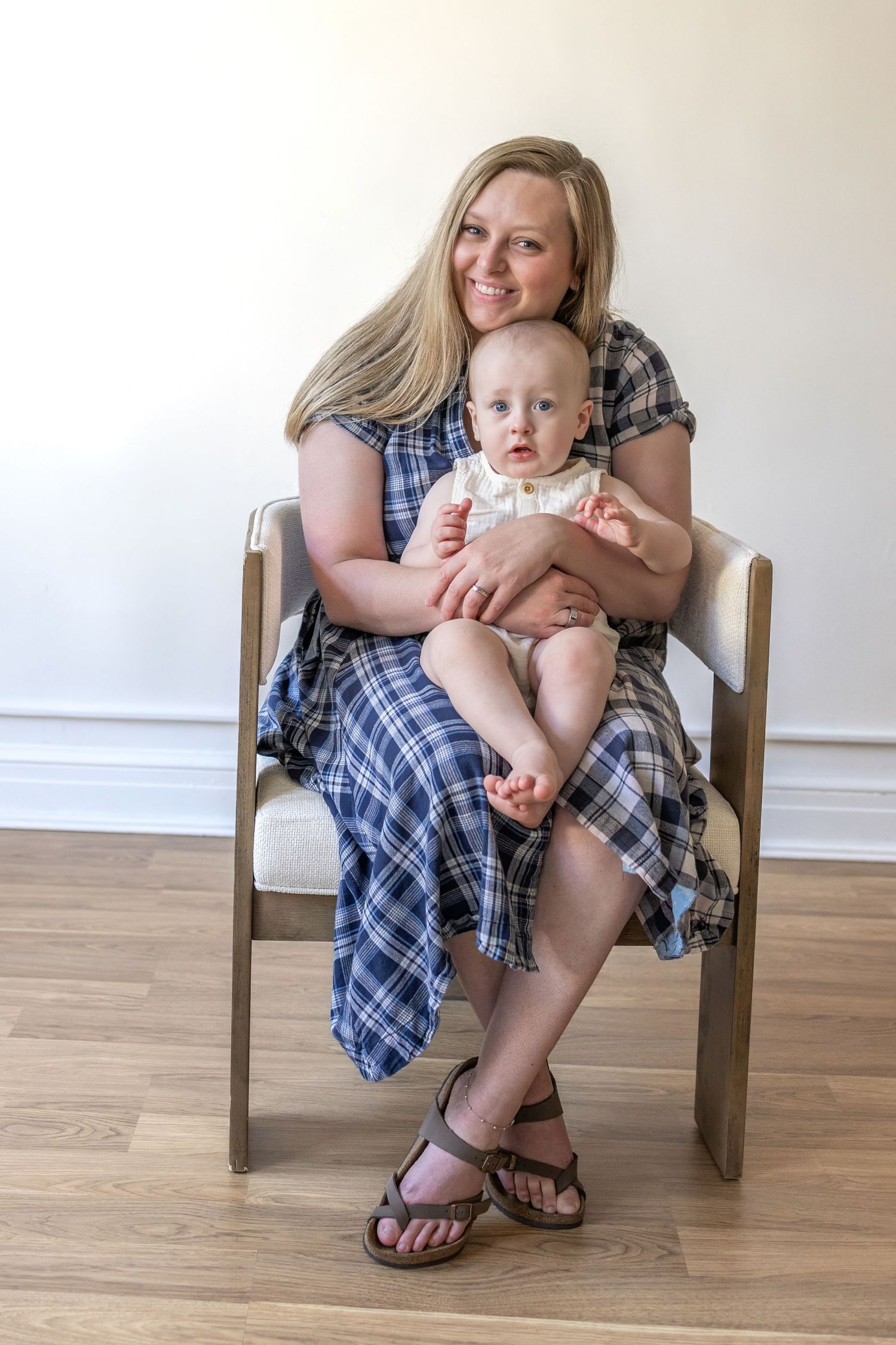 Springfield Il photographer captures a first birthday milestone session in Central, IL
