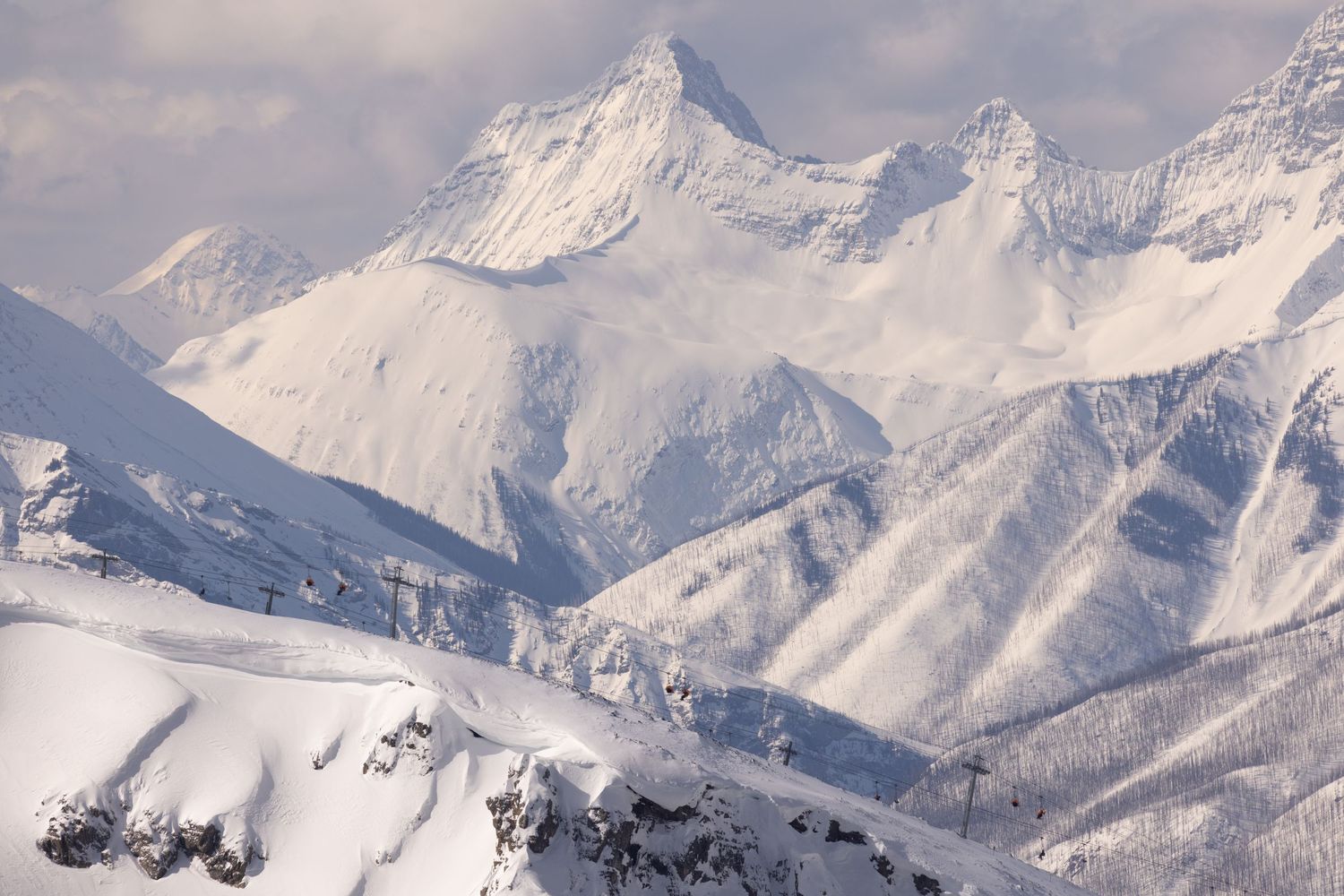 Winter wonderland, ski slopes at Sunshine Village, Banff National Park, Alberta, Canada