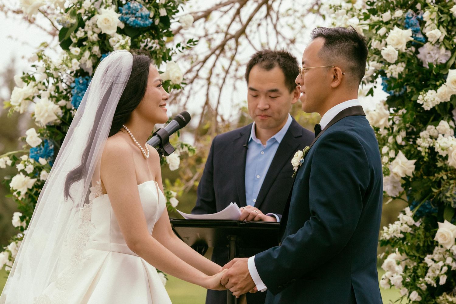 Destination wedding photographer Omaha