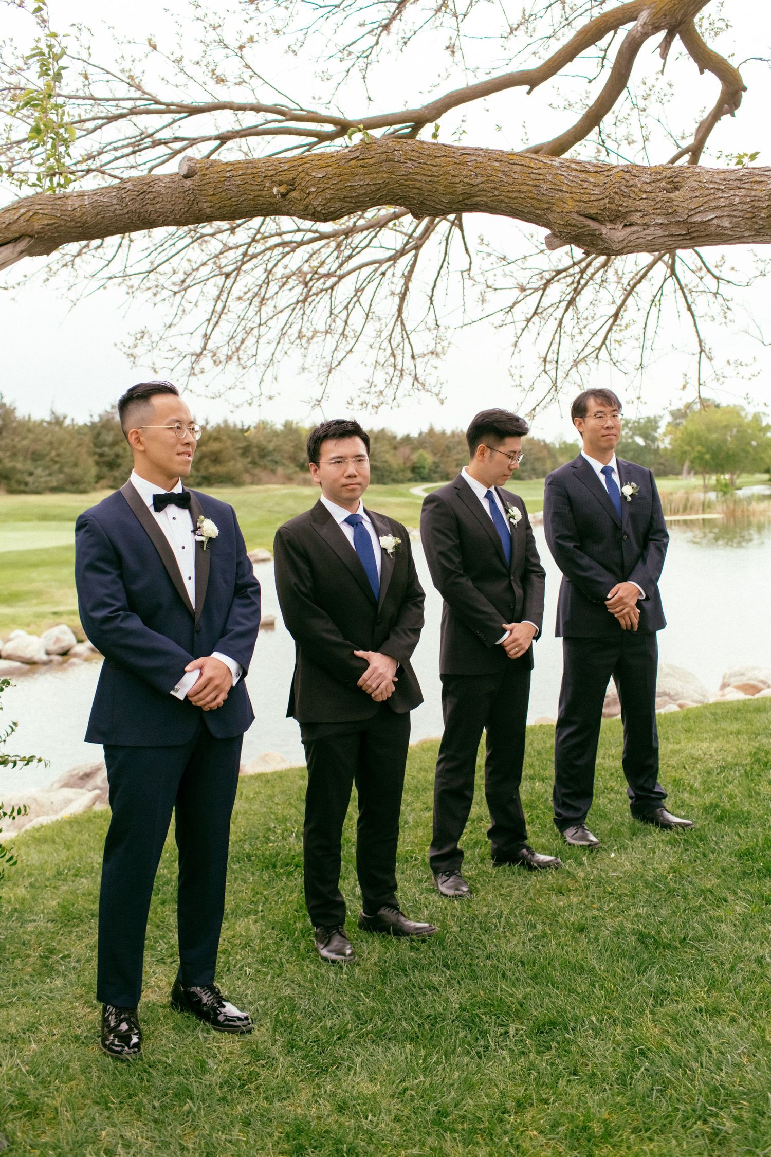 Documentary style wedding photographer Omaha