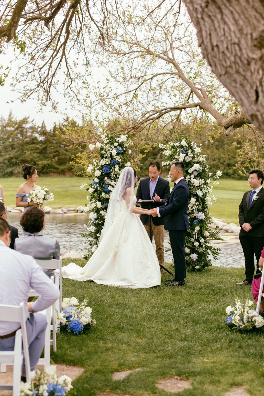 Destination wedding photographer Omaha