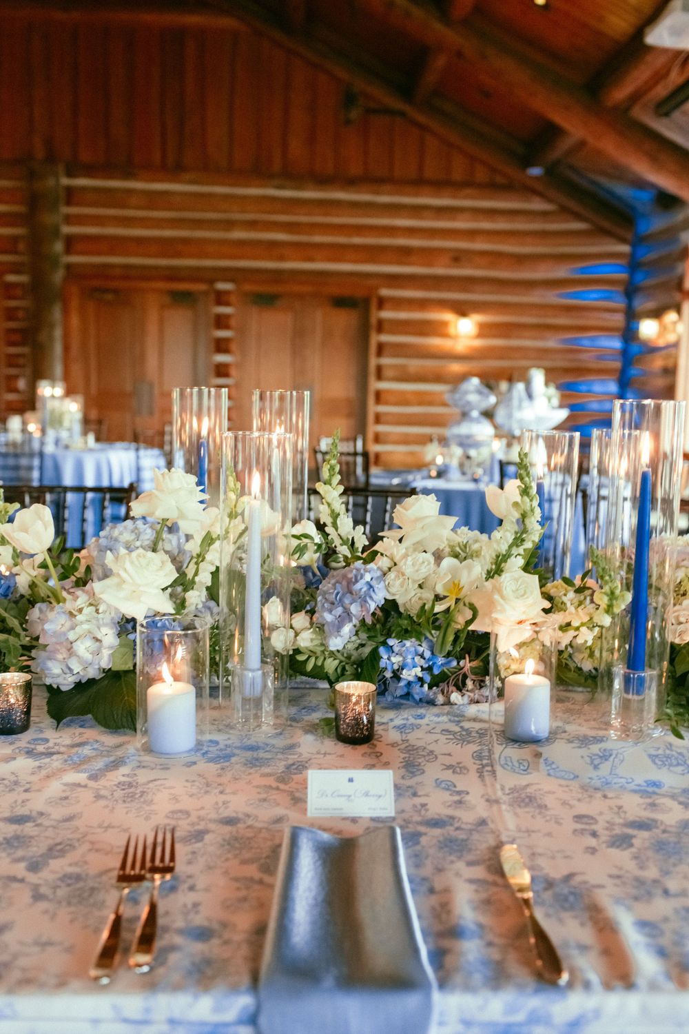 Destination wedding photographer Omaha