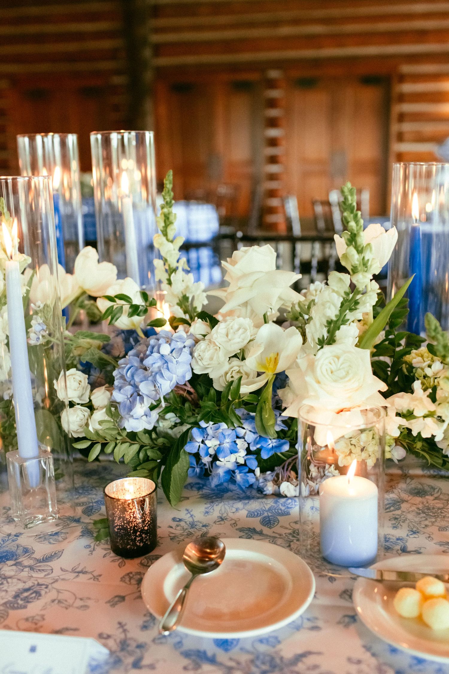 Destination wedding photographer Omaha
