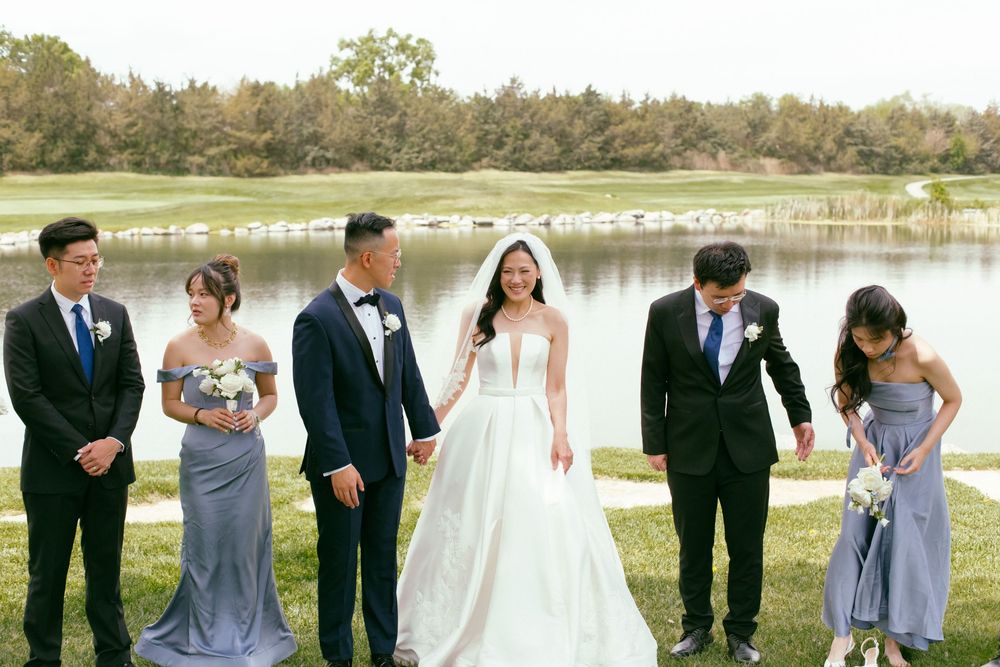 Documentary style wedding photographer Omaha