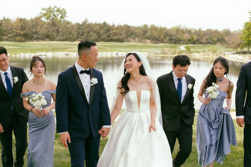 Documentary style wedding photographer Omaha