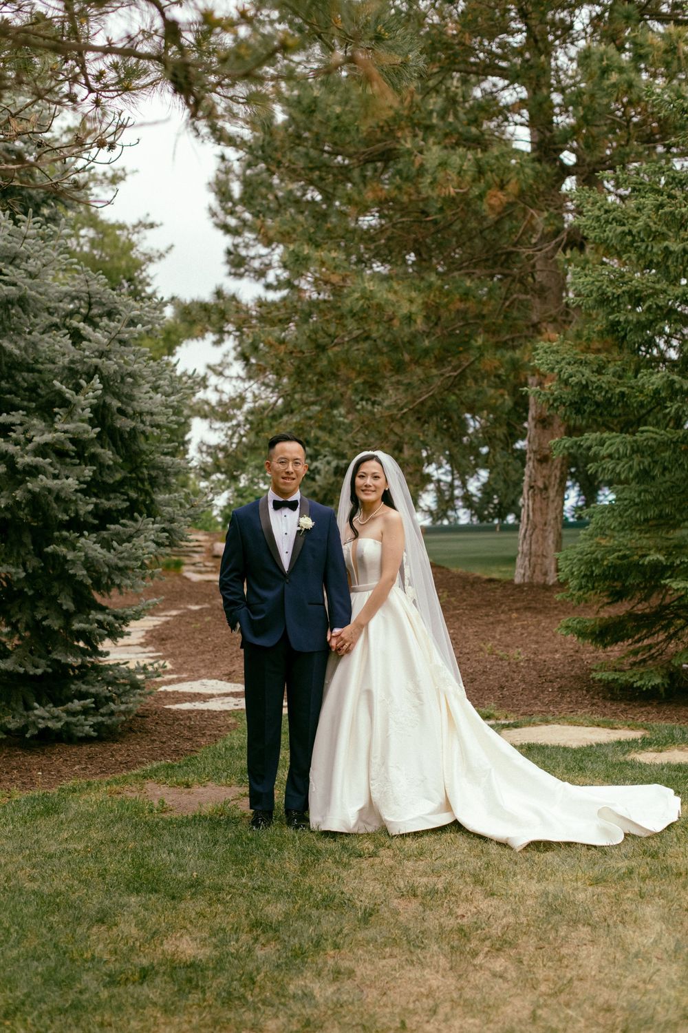 Destination wedding photographer Omaha