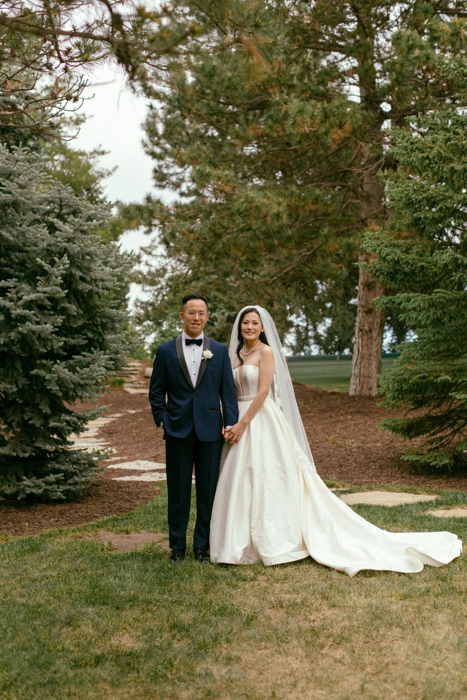 Destination wedding photographer Omaha