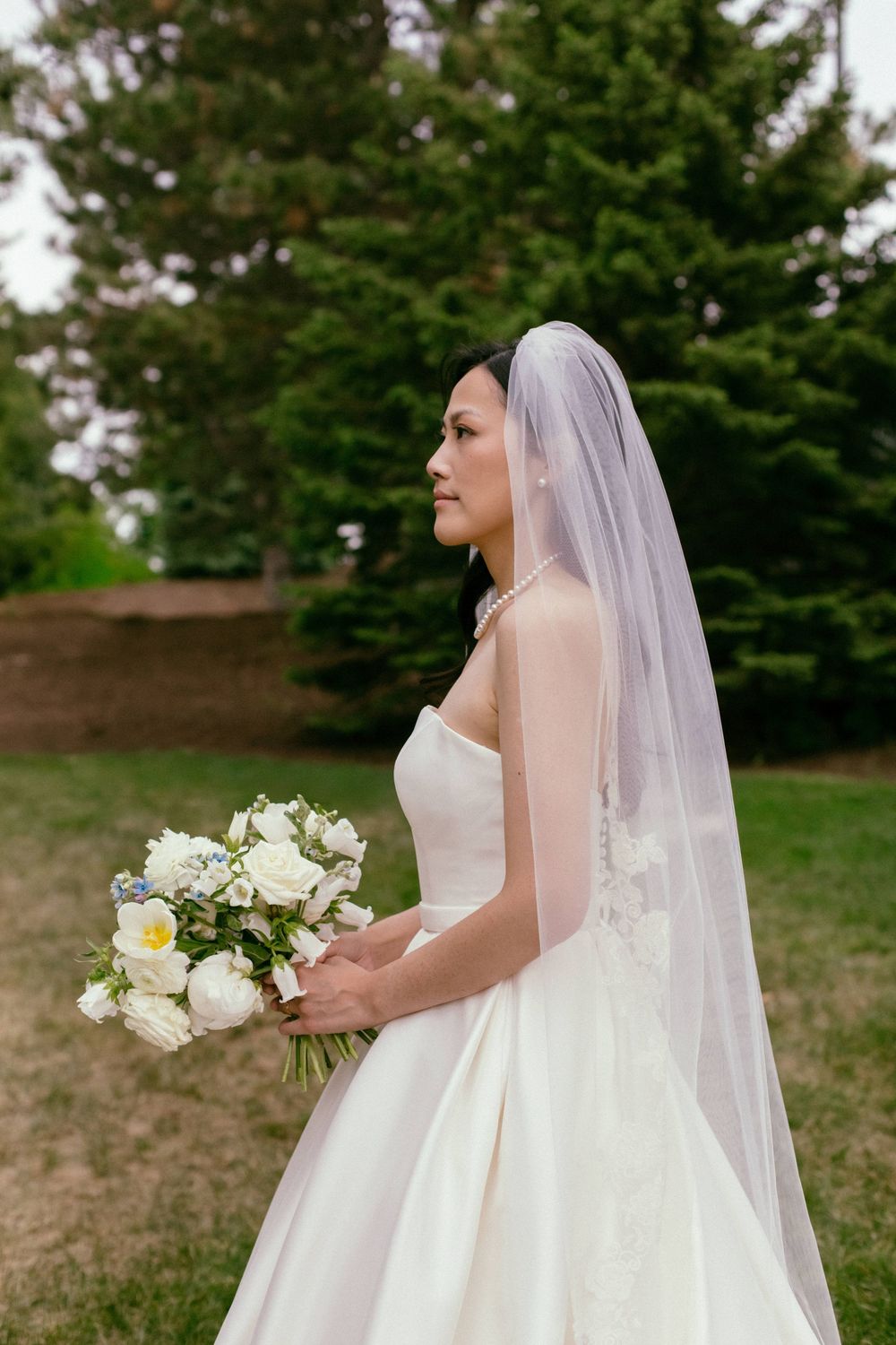 Destination wedding photographer Omaha