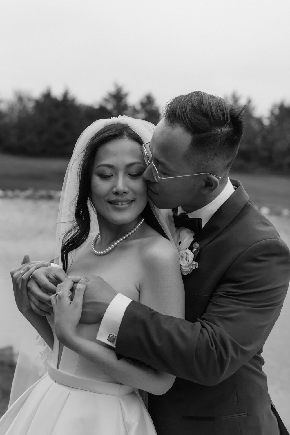 Destination wedding photographer Omaha