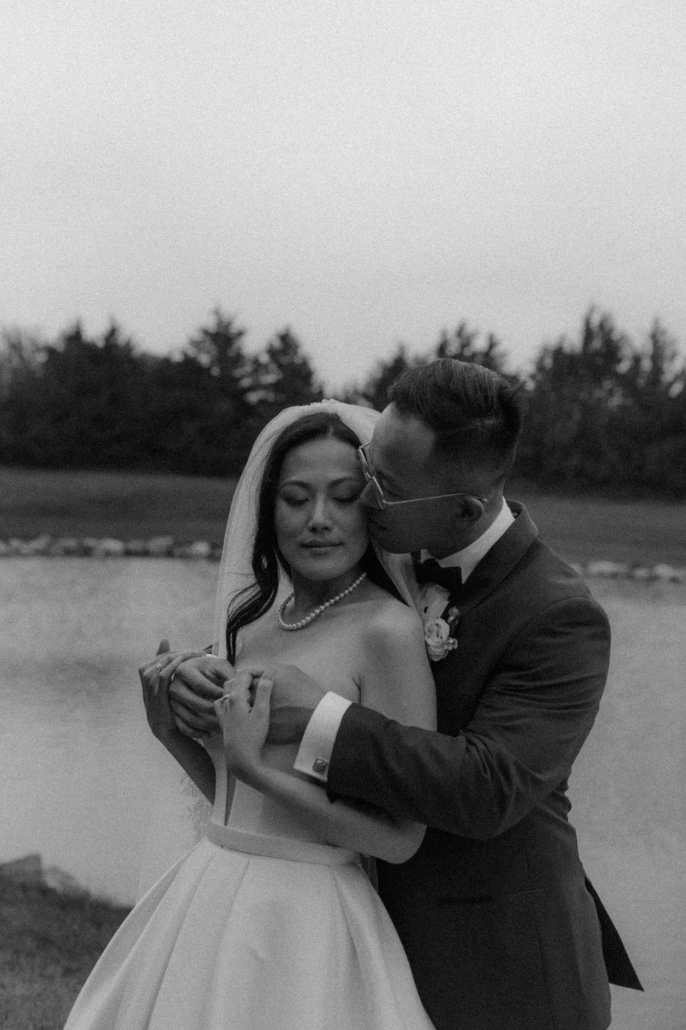Destination wedding photographer Omaha