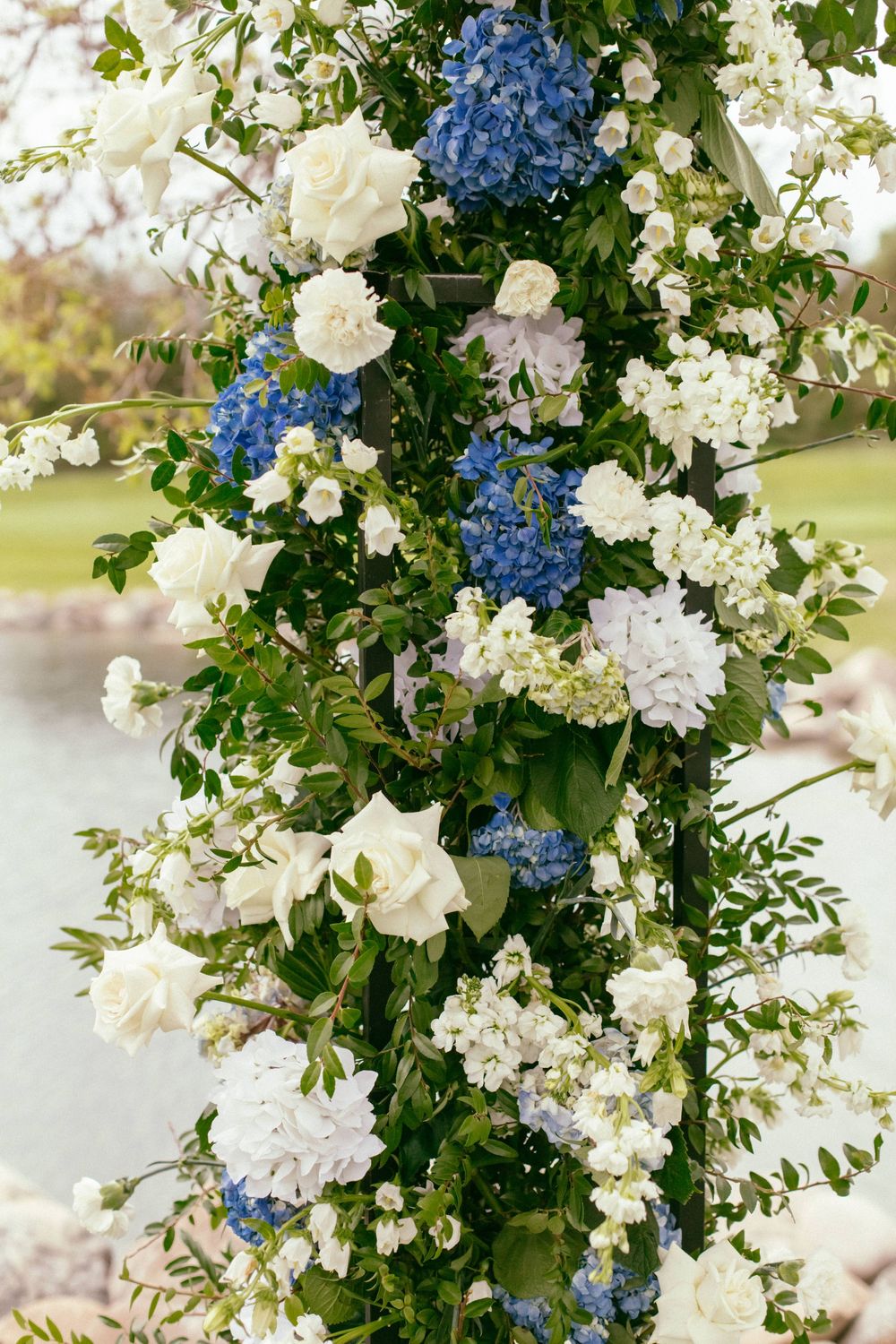 Documentary style wedding photographer Omaha