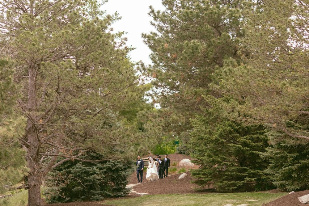 Documentary style wedding photographer Omaha