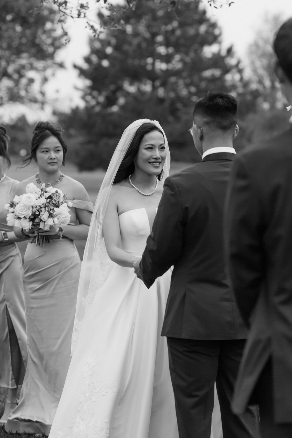 Destination wedding photographer Omaha
