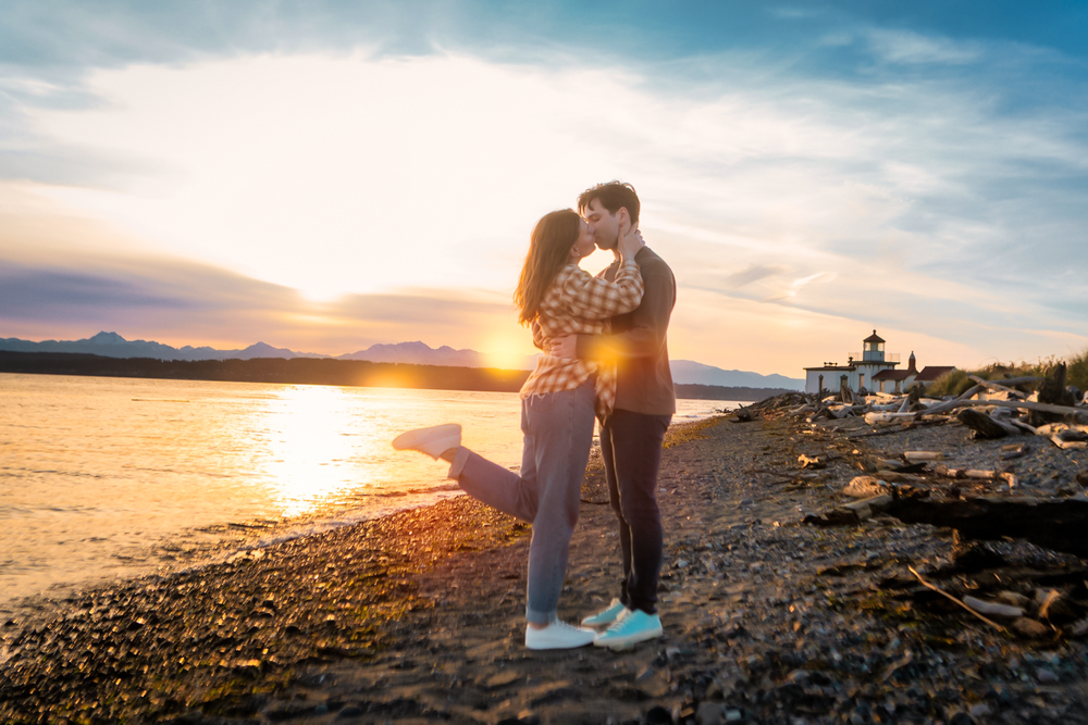A breathtaking panoramic sequence of a romantic beach sunset silhouette across multiple connected oceanfront scenes.