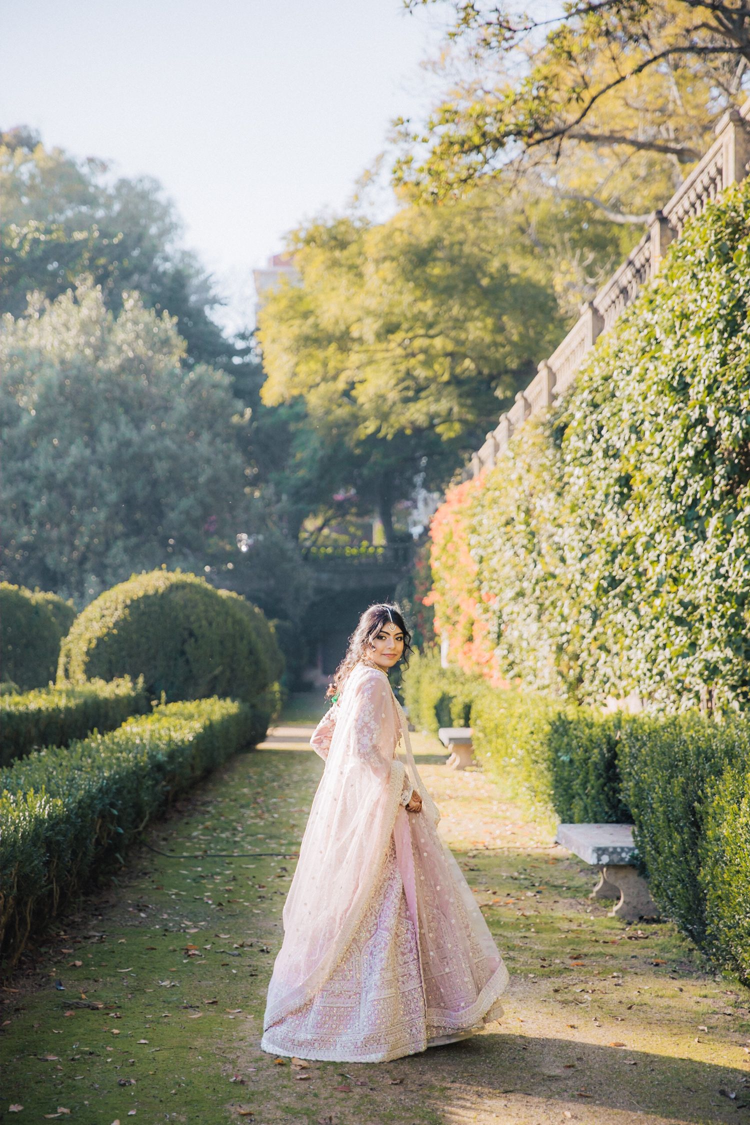 Emotional Indian Muslim wedding at Vandelli Garden in Lisbon, captured by Portugal wedding photographer Regina Wedding Photographer.