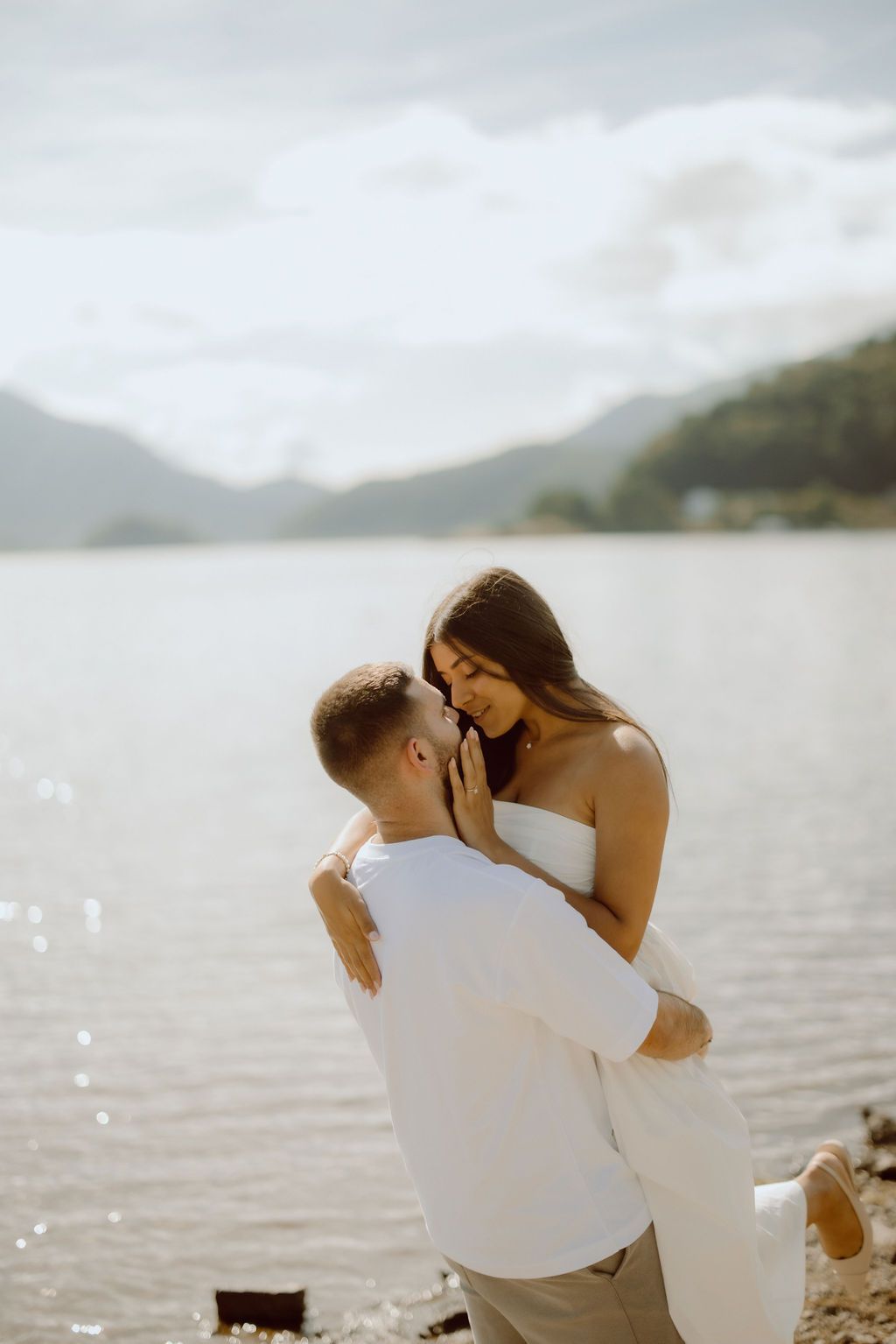 Surprise Proposal and Engagement photography at Lake Kawaguchiko Mount Fuji
