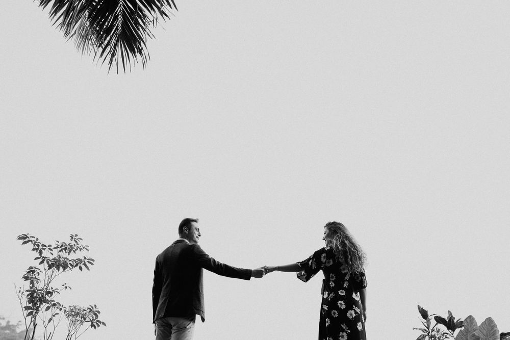 Romantic couple photoshoot in Bali at Taman Dedari Ubud