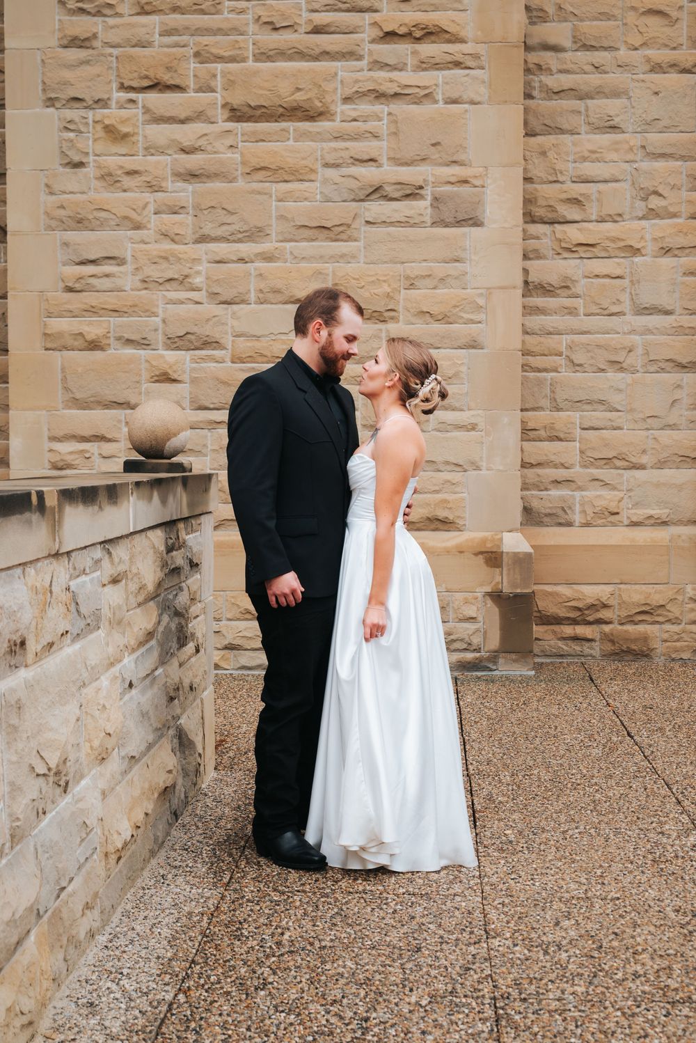 Edmonton Wedding Photographer / Canmore Elopement Photographer / Mountain Wedding Photographer / Edmonton Elopement Photographer /