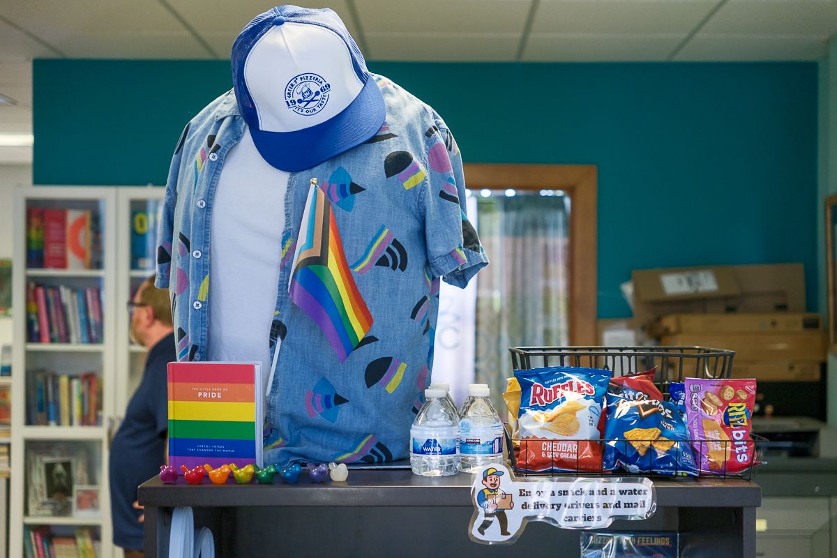 brave-alliance-fort-wayne-indiana-lgbtqia+-photographer-photography-photos-community-space-place-events-meetings-help-resources-1011