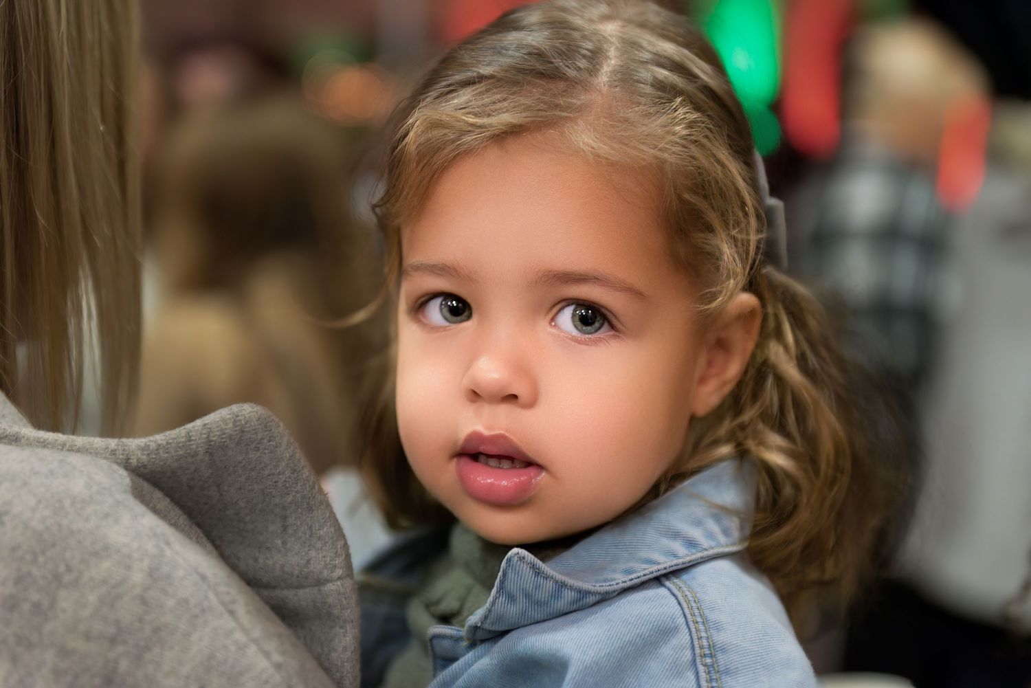 Candid photo of event goer. #eventphotography #eventphotographer #photographer #portraitphotographer