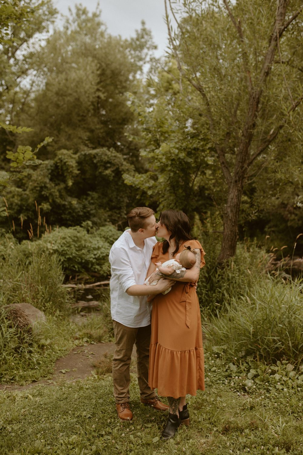 Minnesota Wedding Photographer, Romantic and Authentic Minnesota Photography, Minnesota Couple Photos | Rachel Marie Photography