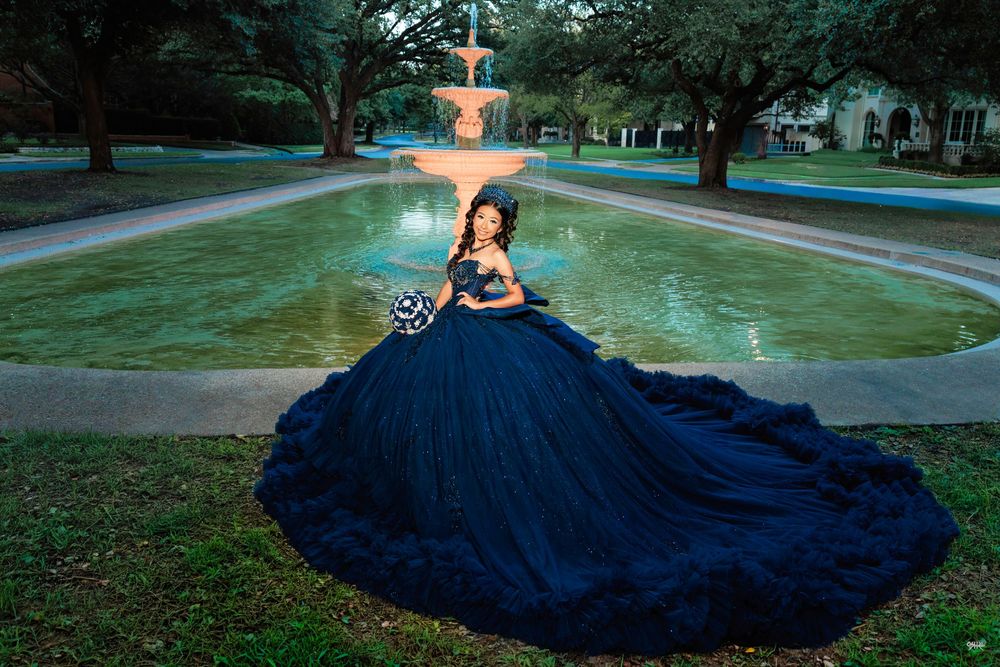 Quinceañeras, Weddings, corporate events, family Photography ande video. Dallas TX 469-386-2555 Bilingual (Spanish & English)