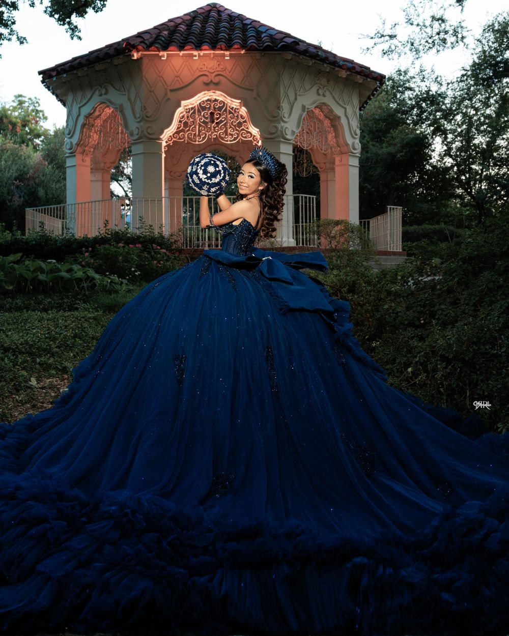 Quinceañeras, Weddings, corporate events, family Photography ande video. Dallas TX 469-386-2555 Bilingual (Spanish & English)