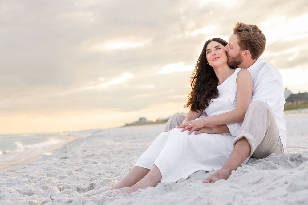 Sea Glass Photography of Navarre, Florida offers stunning lifestyle candids and traditional portraits for couples and proposals at beach.