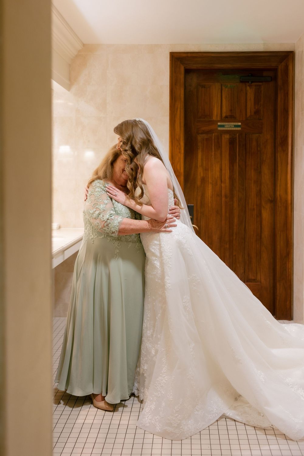 Colorado Sanctuary Golf Course Wedding