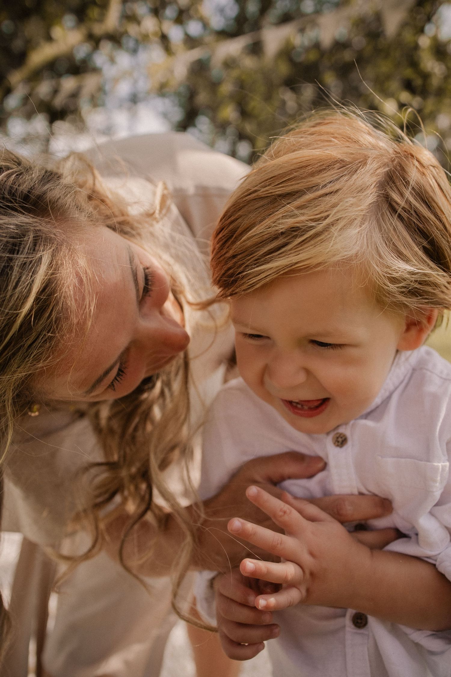 Mommy & Me moeder en kind fotoshoot moederdag fotoshoot idee herinneringen moeder kind fotograaf 
puur moeder-kind moment