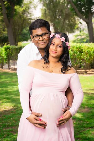 Experience the most elegant maternity photoshoot in Dubai with MohaStudio.
the best maternity photography experiences in Dubai and the UAE