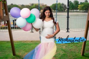 Experience the most elegant maternity photoshoot in Dubai with MohaStudio.
the best maternity photography experiences in Dubai and the UAE
